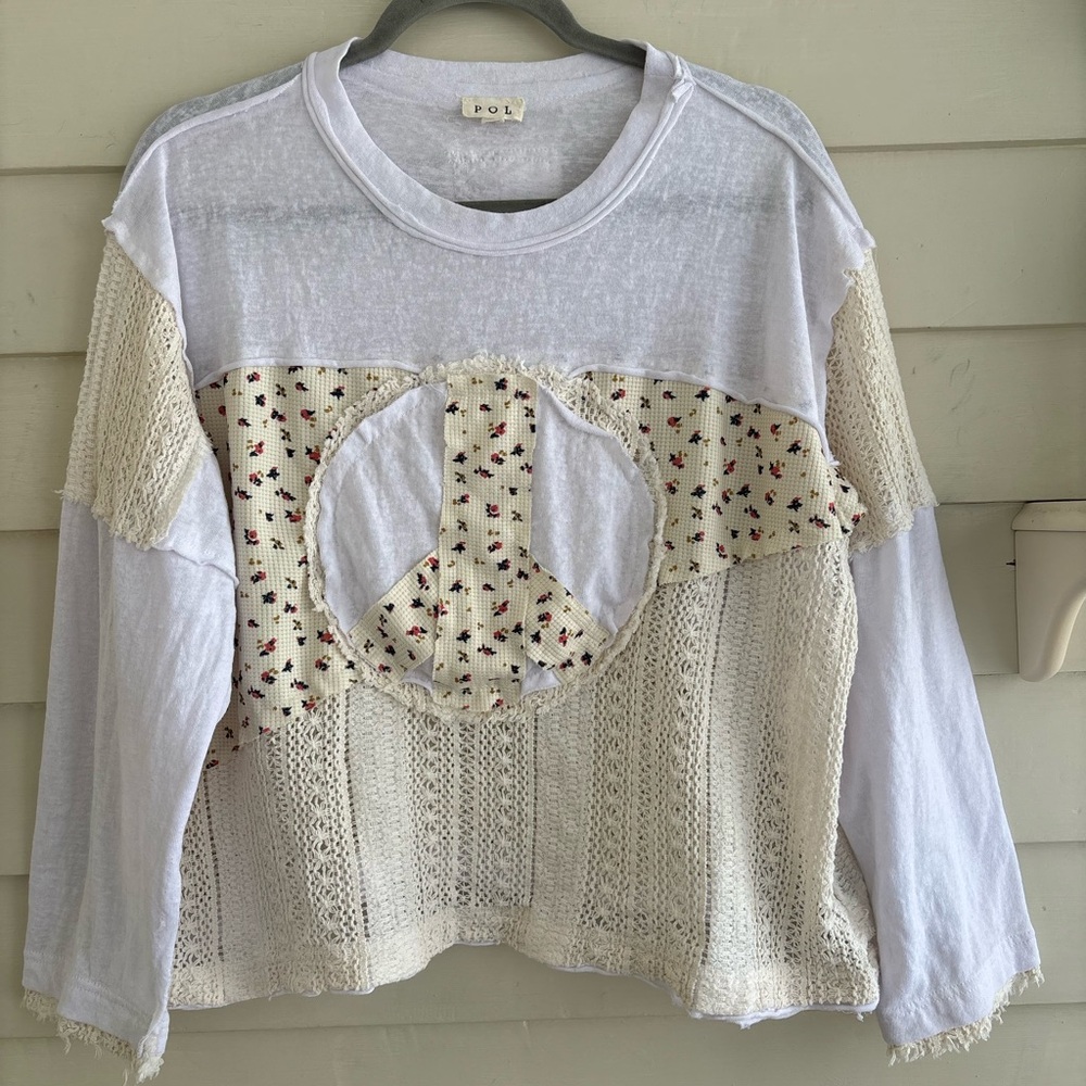 POL White and Cream Patchwork Peace Sign Top Size Small